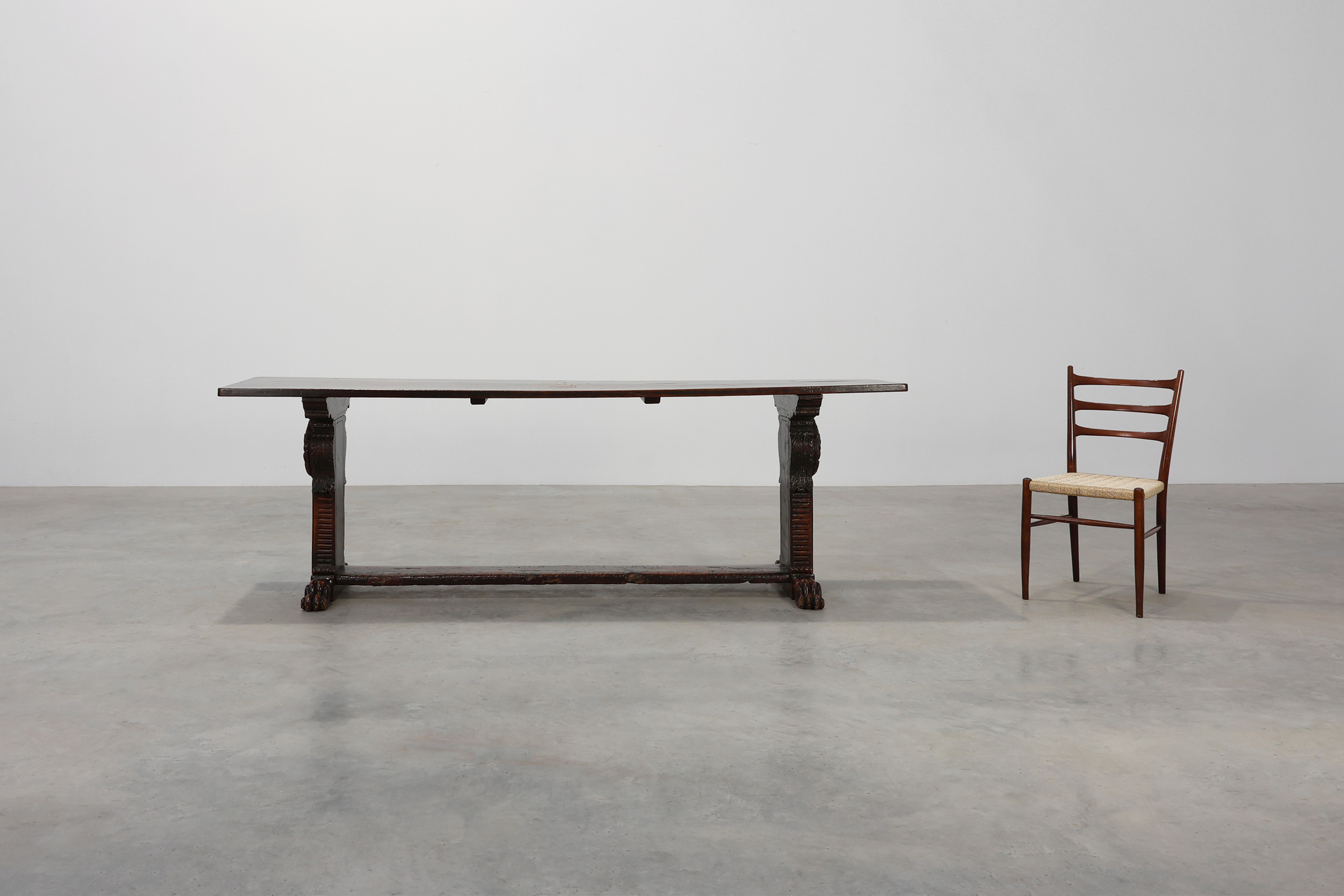 16th Century Renaissance walnut console table, Tuscan, Italythumbnail